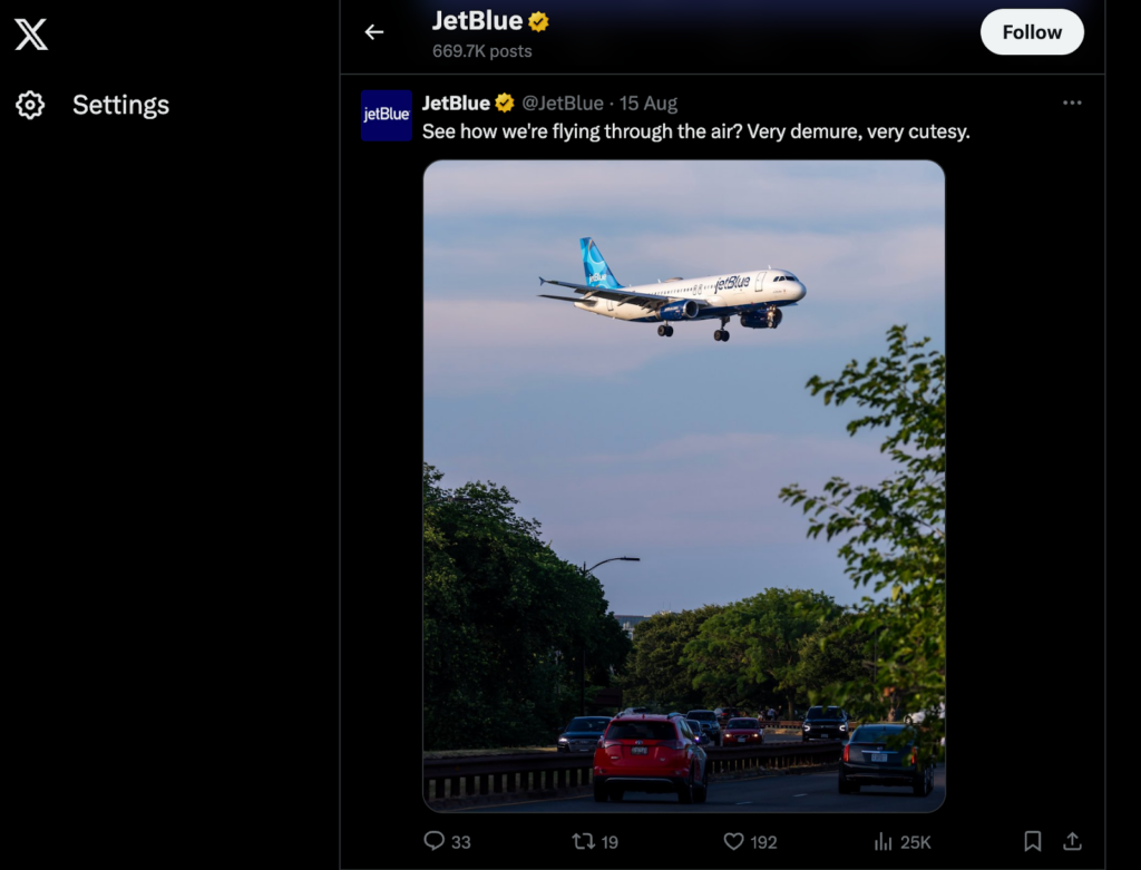 Screenshot ng isa sa mga post sa social media ng JetBlue na tumutukoy sa isang kamakailan-lamang na viral phrase