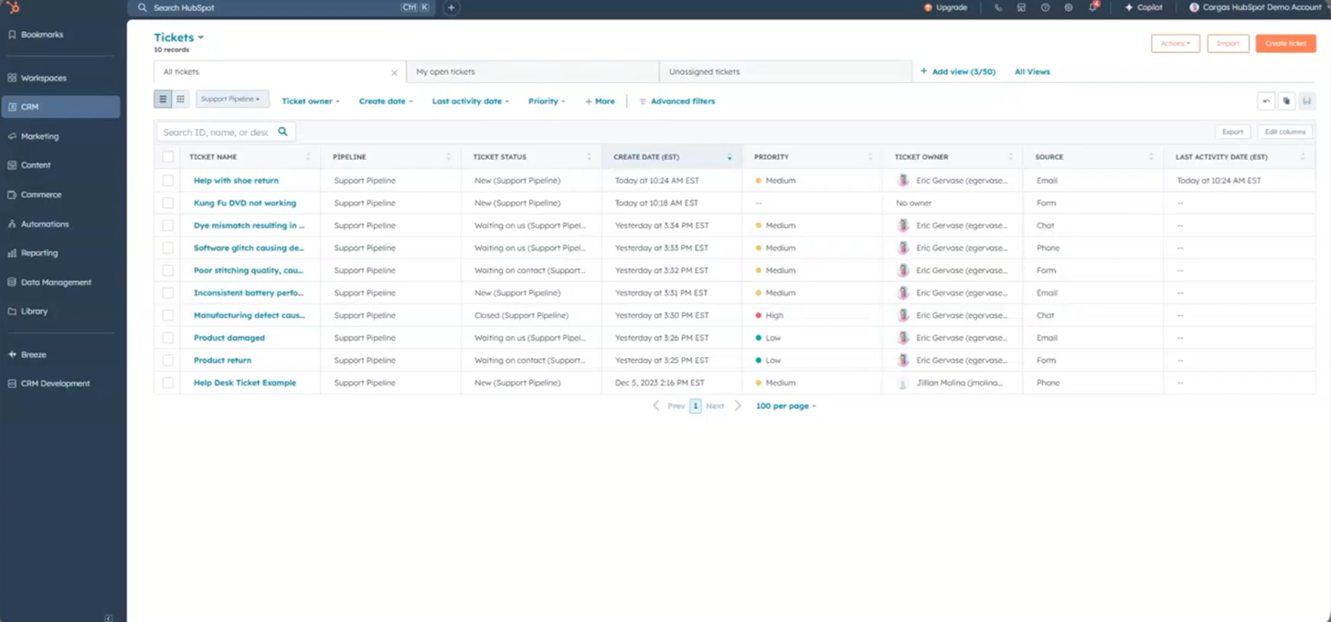 HubSpot Service Hub help desk na may ticket pipeline at CRM record